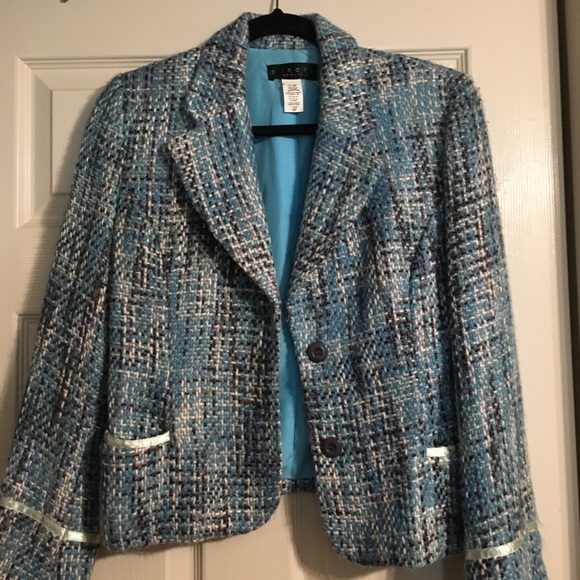 Ninety petite jacket, 6P, 90% Acrylic & 10% Wool - Picture 1 of 1